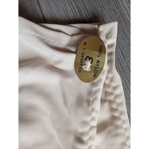 Vintage Joyce Lane 100% Nylon Long Ivory Gloves Size 8 W.T. Grant Co. - Picture 5 of 5